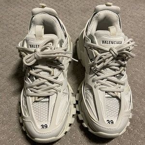 Balenciaga Track Runners Off white 39